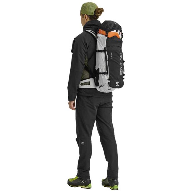 Ortovox Traverse Pure 30 trekking rucksack