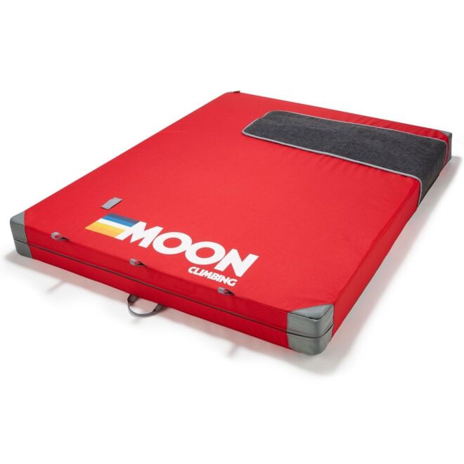 Moon Saturn crash pad boulder klettern