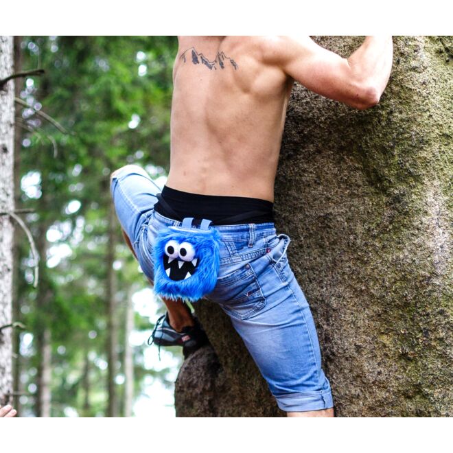 Crafty Climbing Dark Blue Five Toothed Monster magnesitbeutel